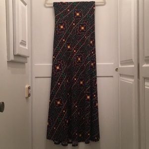 LuLaRoe maxi skirt